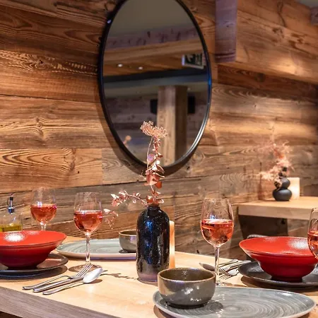 Hotell No 8 Bed & Bar