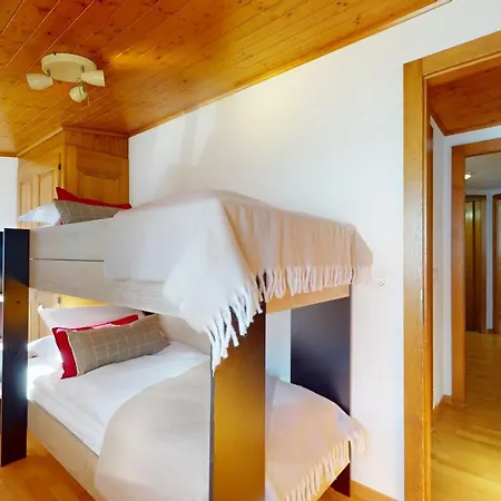 No 8 Bed & Bar ヴェルビエール