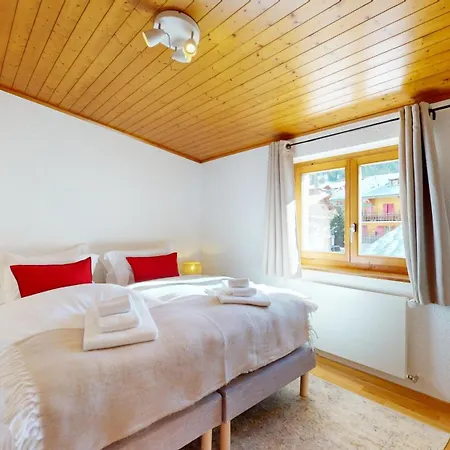 ホテル No 8 Bed & Bar ヴェルビエール