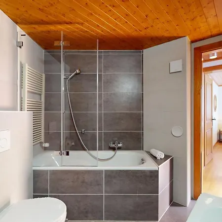 ホテル No 8 Bed & Bar