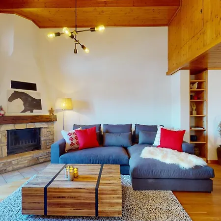 No 8 Bed & Bar Hotel