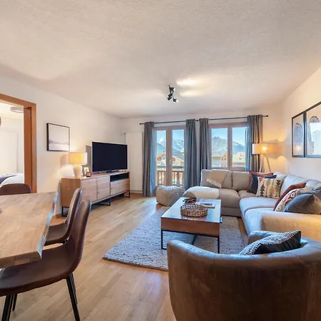 No 8 Bed & Bar ホテル ヴェルビエール