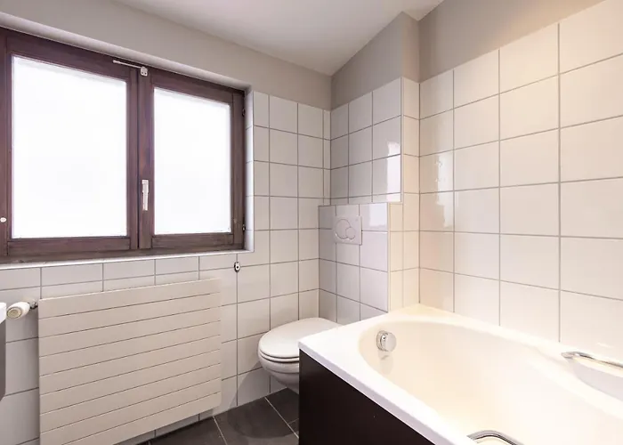 No 8 Bed & Bar 酒店 韦尔比耶