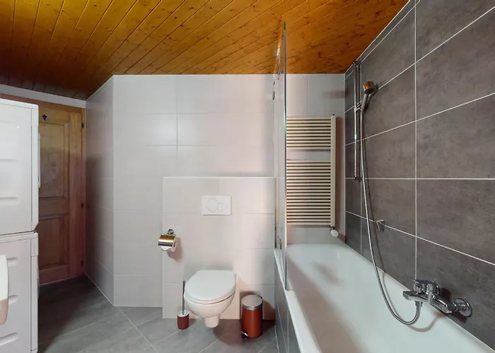 No 8 Bed & Bar Hotel Verbier