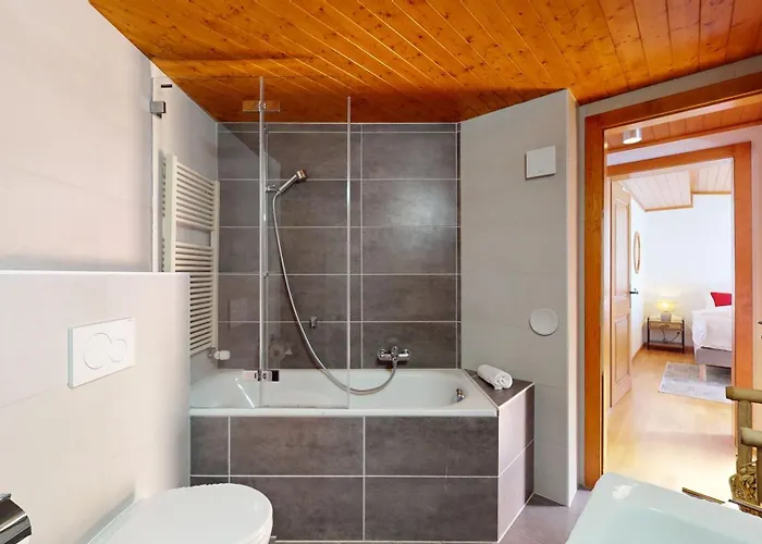 酒店 No 8 Bed & Bar