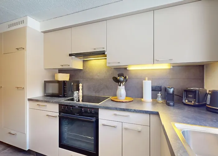 No 8 Bed & Bar 酒店