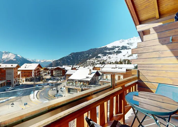 酒店 No 8 Bed & Bar 3*