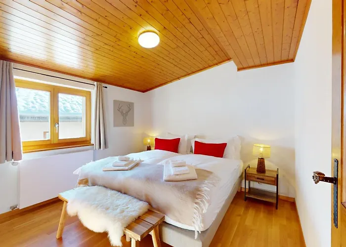 No 8 Bed & Bar 酒店 3*