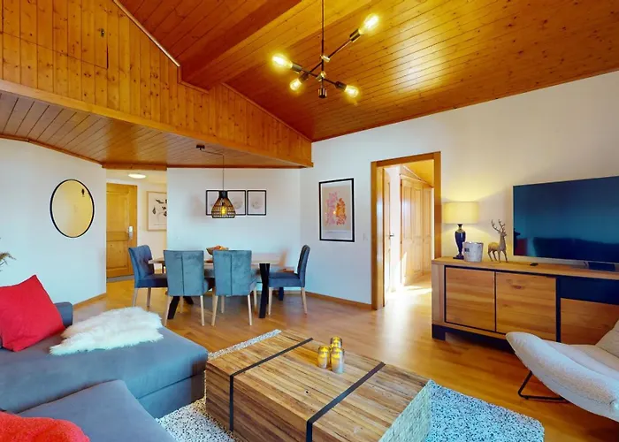 No 8 Bed & Bar 酒店 3*