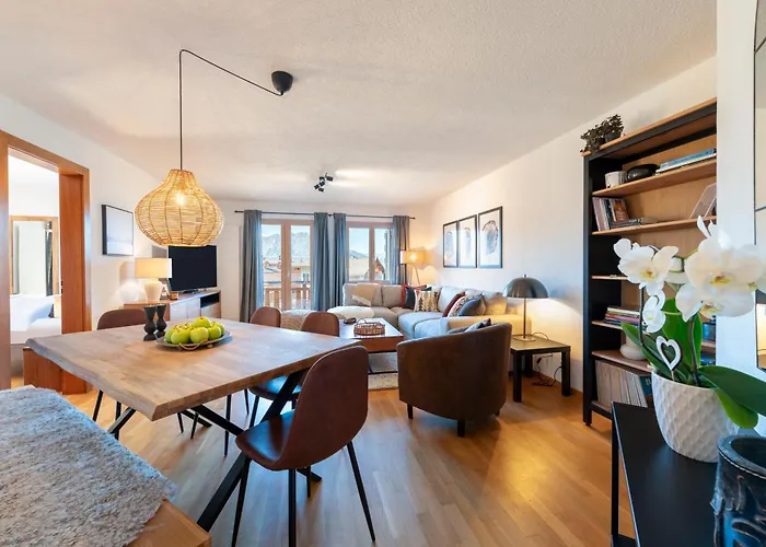 No 8 Bed & Bar 酒店 3*