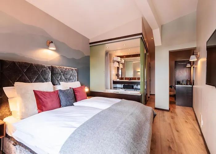 No 8 Bed & Bar Hotel Verbier